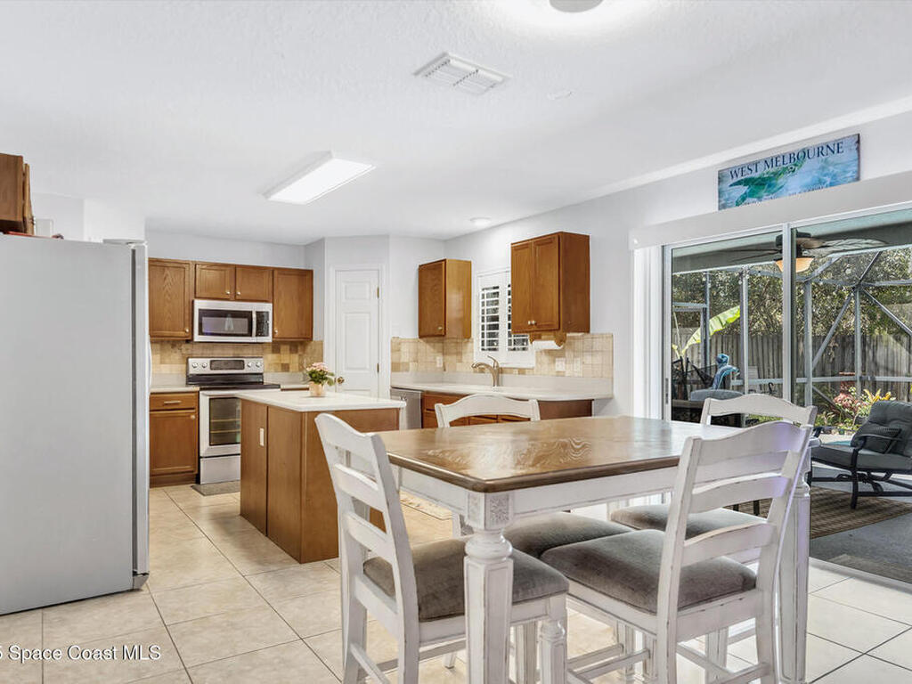 2338 Maeve Circle, Melbourne, FL 32904