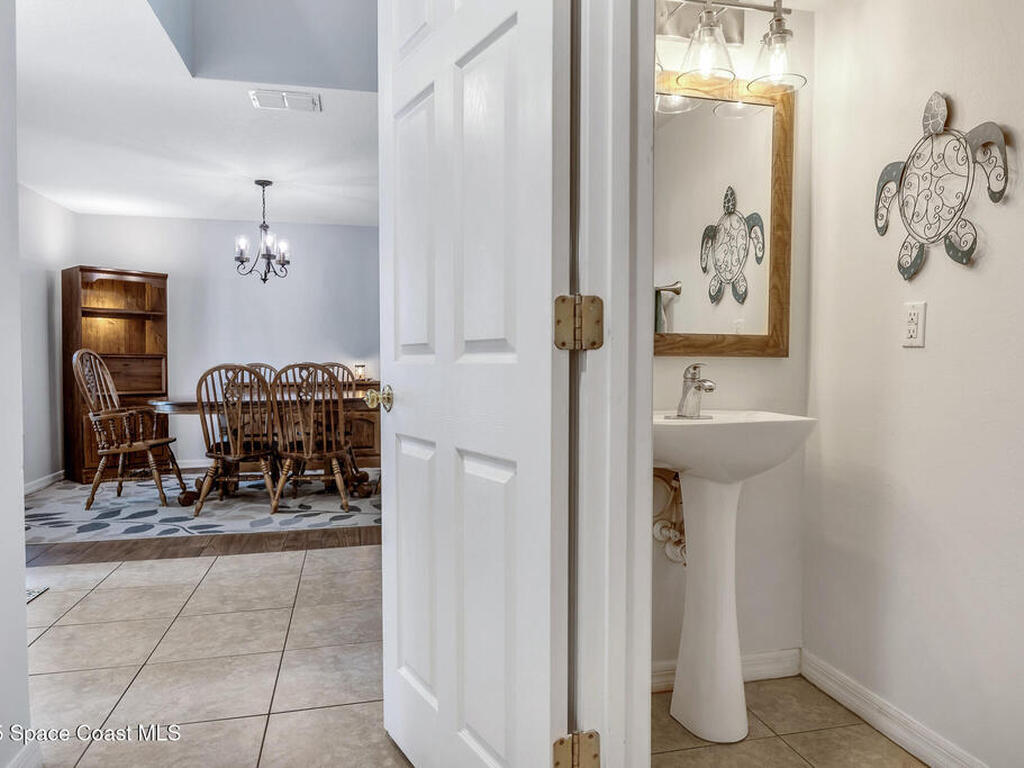 2338 Maeve Circle, Melbourne, FL 32904