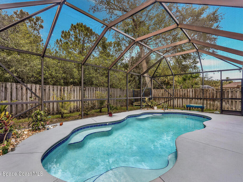 2338 Maeve Circle, Melbourne, FL 32904