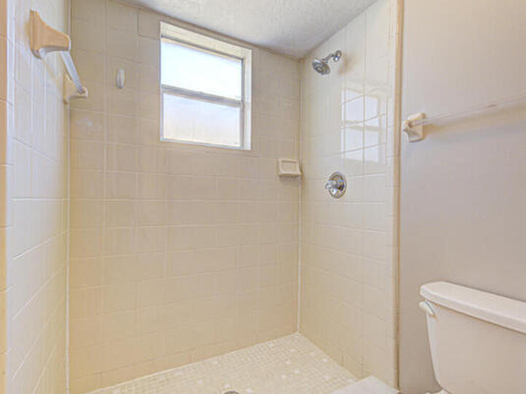 4124 Twin Oaks Boulevard, Melbourne, FL 32901