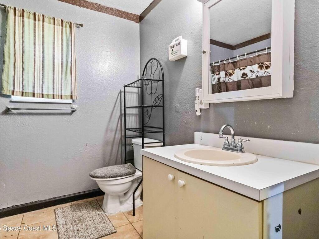 1045 Dove Street, Melbourne, FL 32935