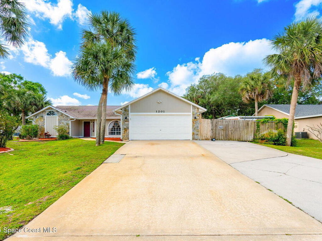 1201 Buffing Circle, Palm Bay, FL 32909