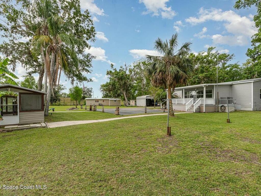 55726 Dale Circle, Astor, FL 32102