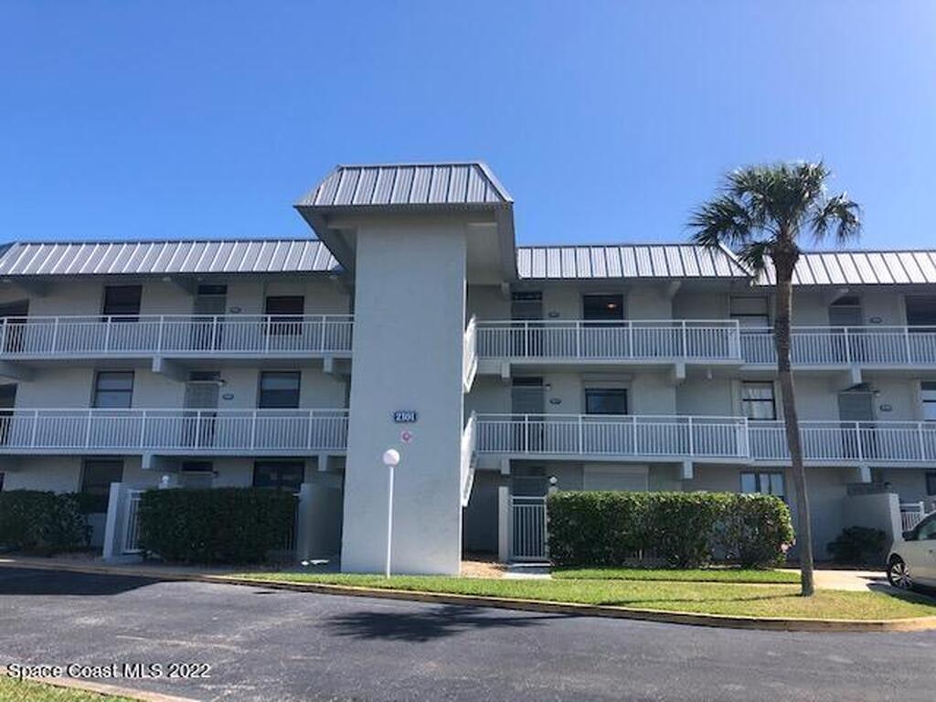 2101 S Atlantic Avenue, Cocoa Beach, FL 32931