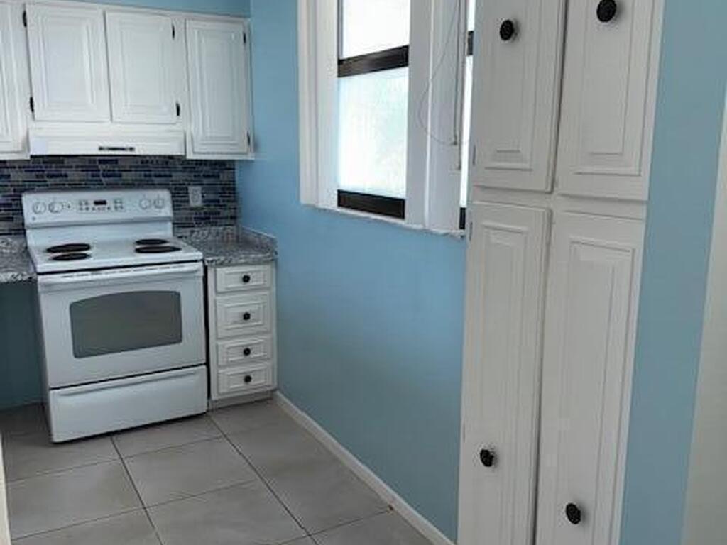 2101 S Atlantic Avenue, Cocoa Beach, FL 32931