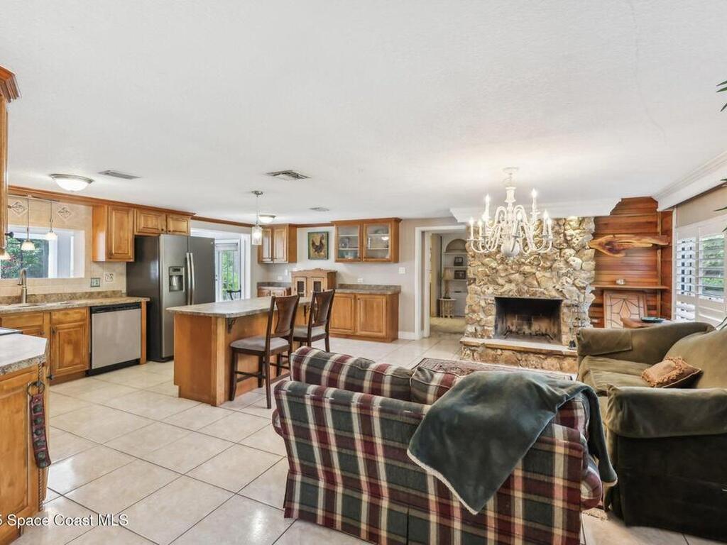 881 Franklin Street, Altamonte Springs, FL 32701