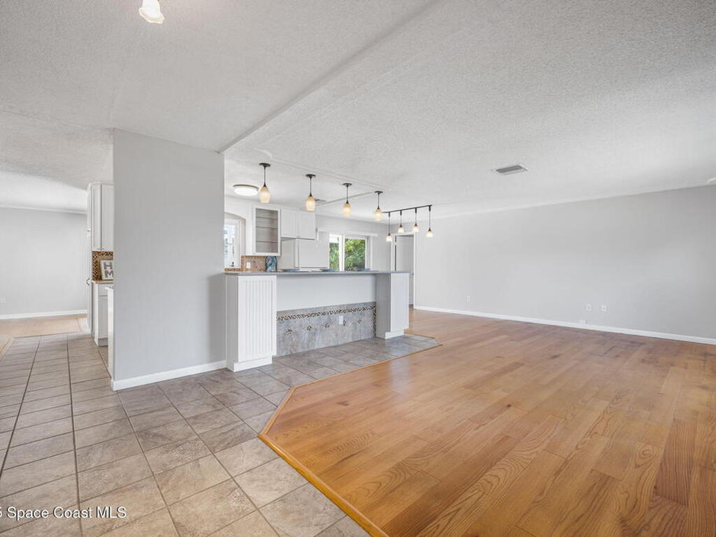 437 Eagle Drive, Satellite Beach, FL 32937