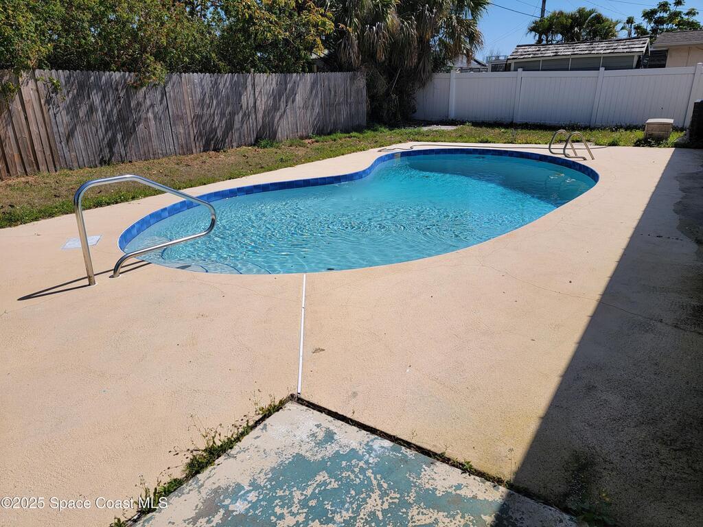 180 Bel Aire Drive, Merritt Island, FL 32952