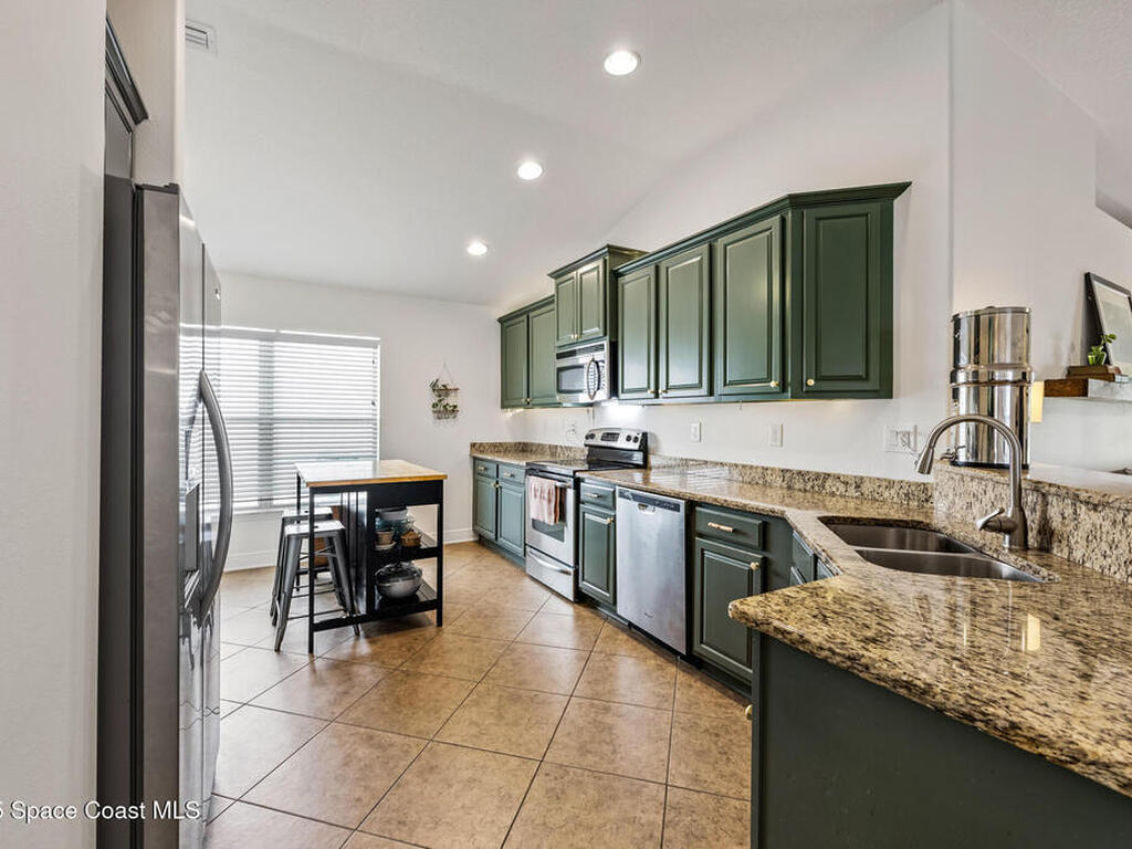 1236 Alaqua Way, Melbourne, FL 32904