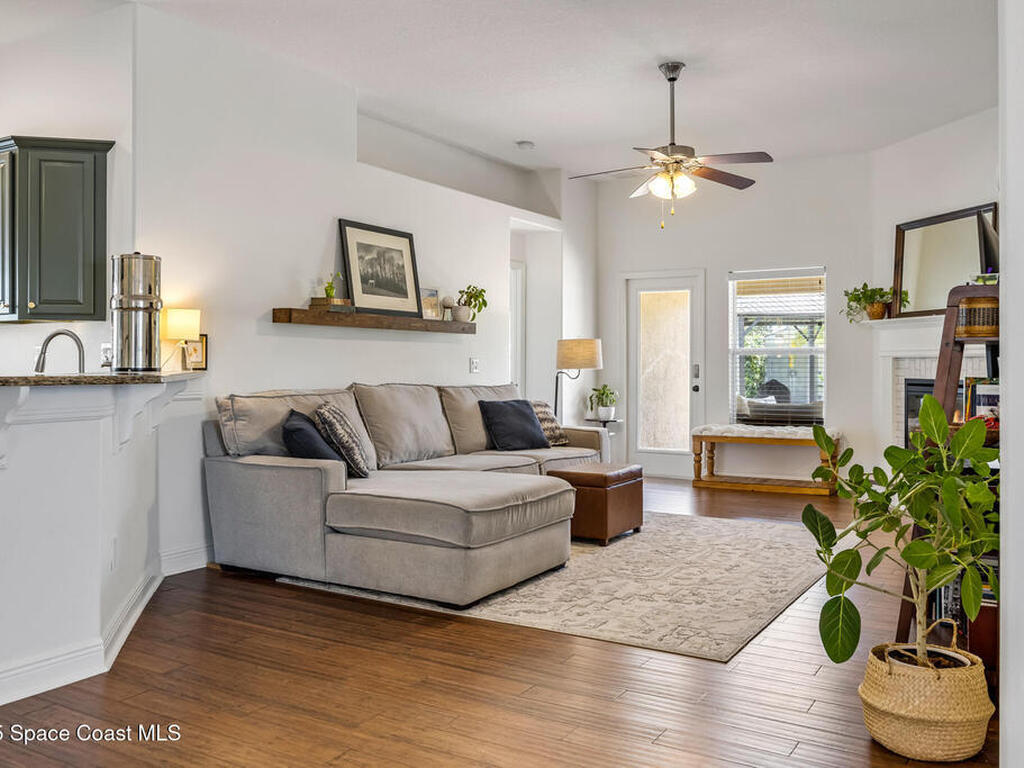 1236 Alaqua Way, Melbourne, FL 32904