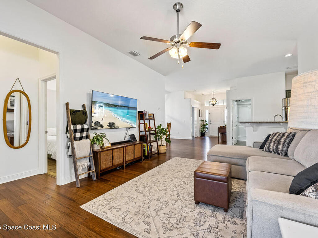 1236 Alaqua Way, Melbourne, FL 32904