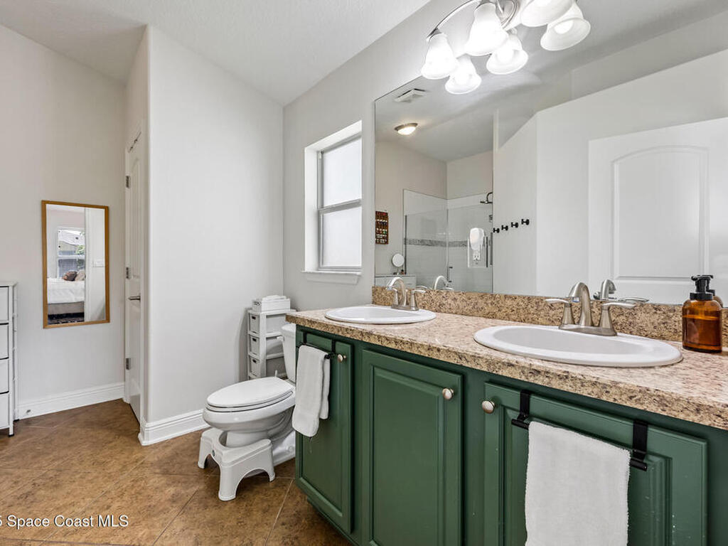 1236 Alaqua Way, Melbourne, FL 32904