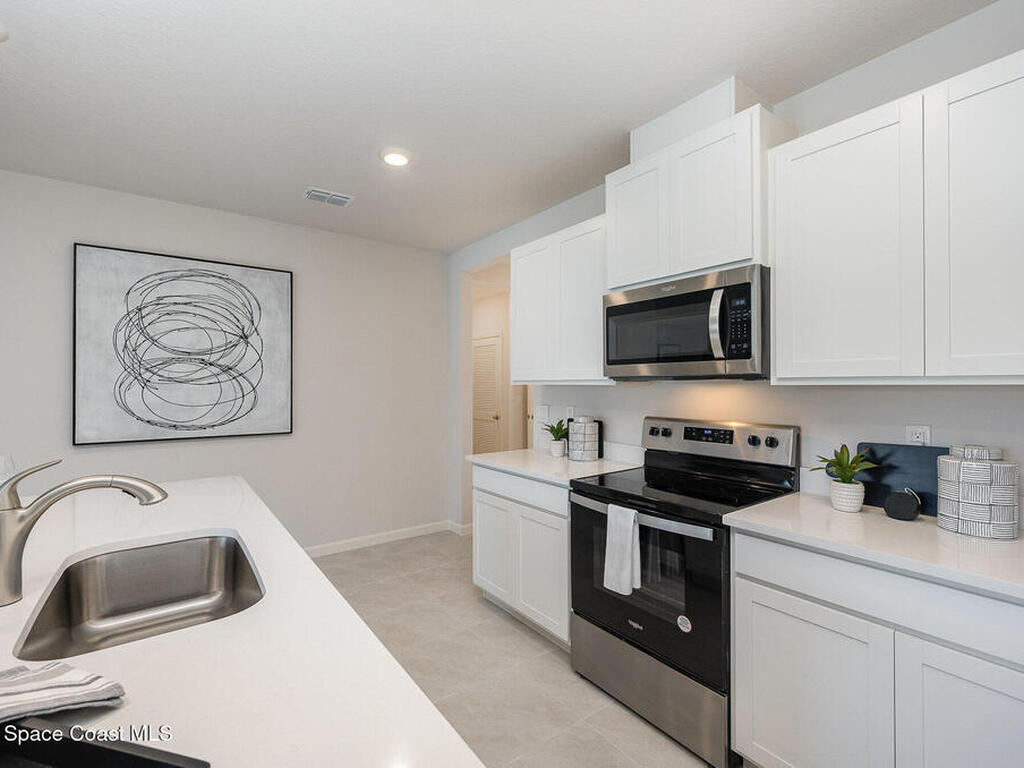 1587 Jupiter Boulevard, Palm Bay, FL 32907