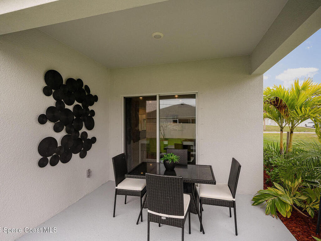 1587 Jupiter Boulevard, Palm Bay, FL 32907