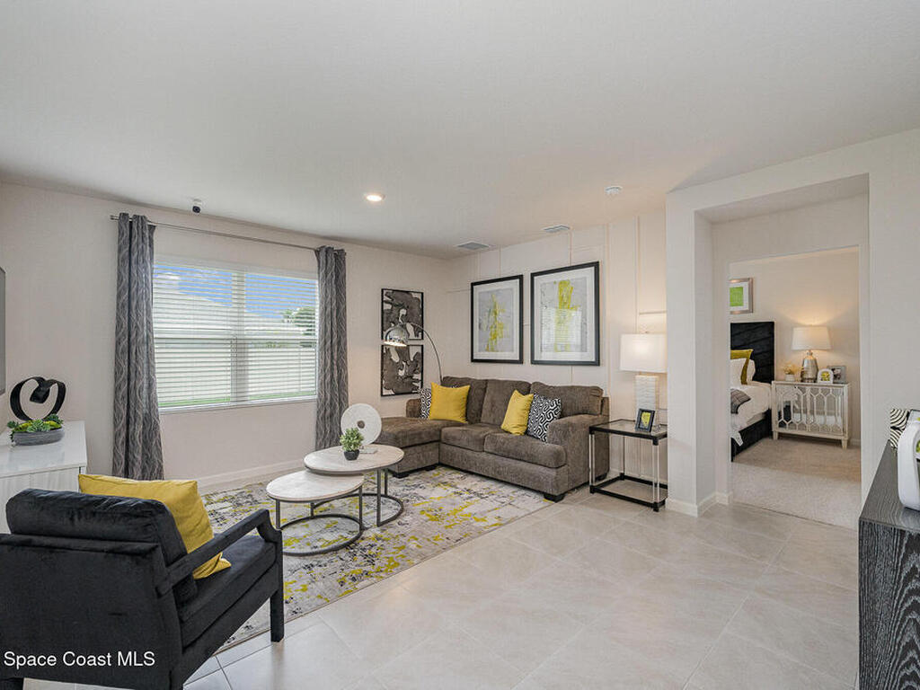 1587 Jupiter Boulevard, Palm Bay, FL 32907