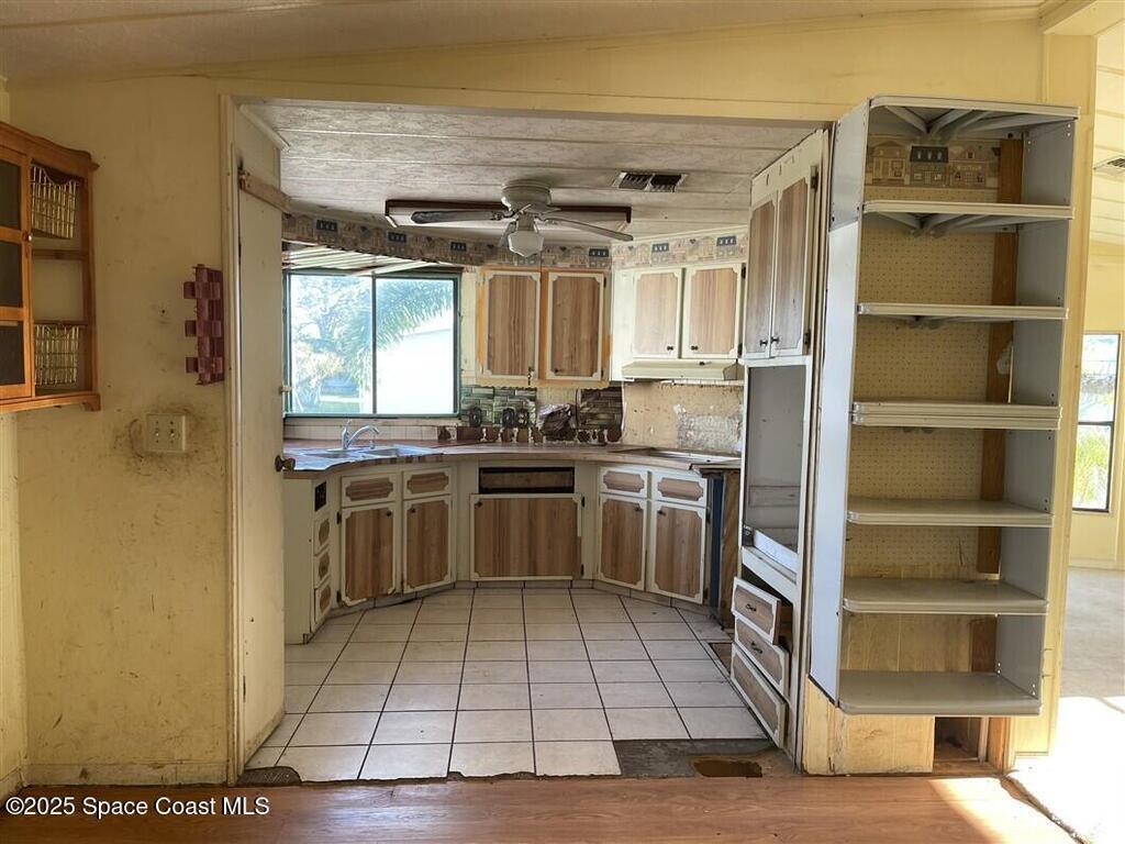 512 Puffin Drive, Barefoot Bay, FL 32976