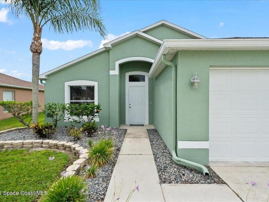 1925 Bayhill Drive, Melbourne, FL 32940