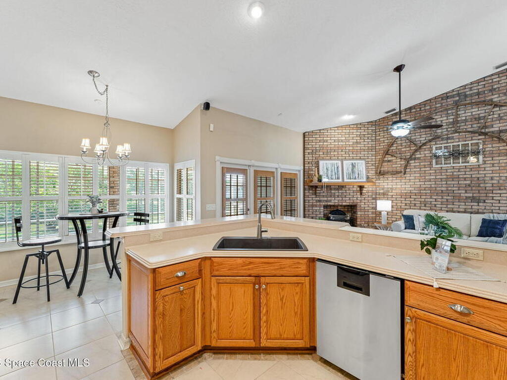 1435 Victoria Boulevard, Rockledge, FL 32955