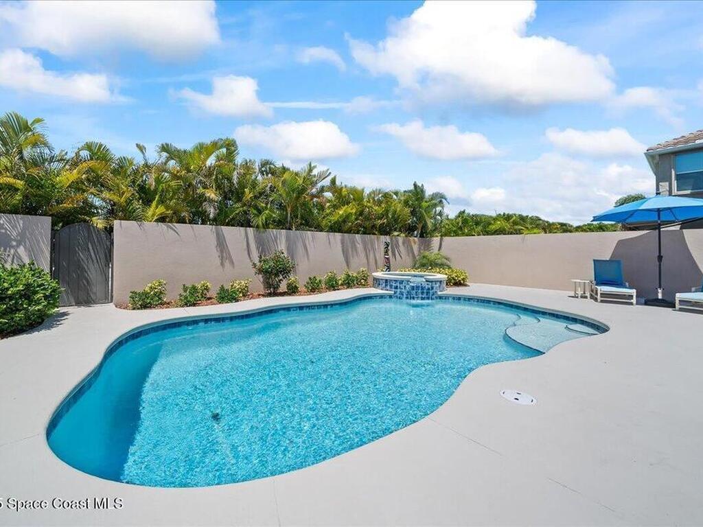 322 Felice Place, Cocoa Beach, FL 32931