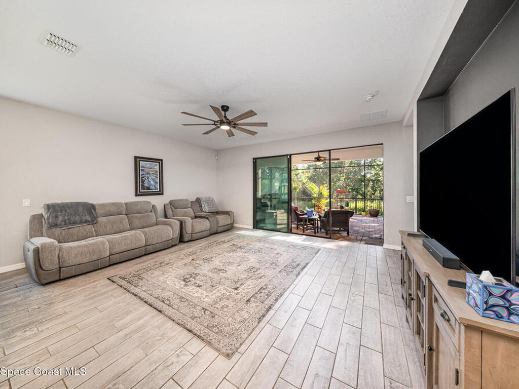 3929 Reed Grass Place, Kissimmee, FL 34746