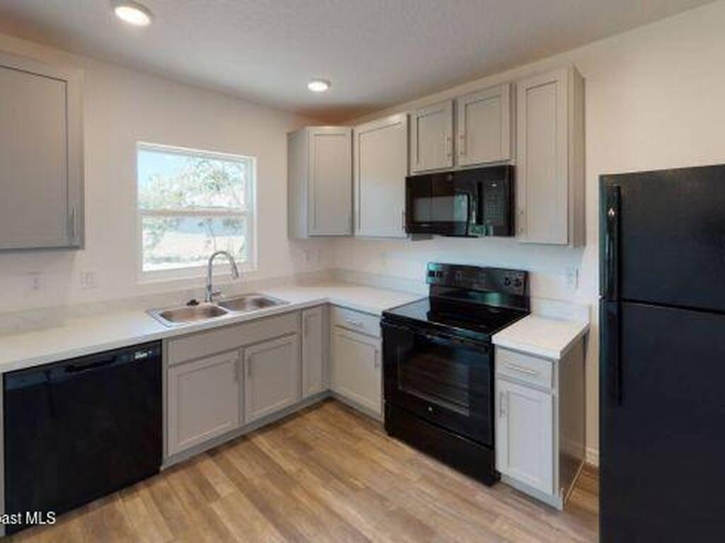 922 Sable Circle, Palm Bay, FL 32909