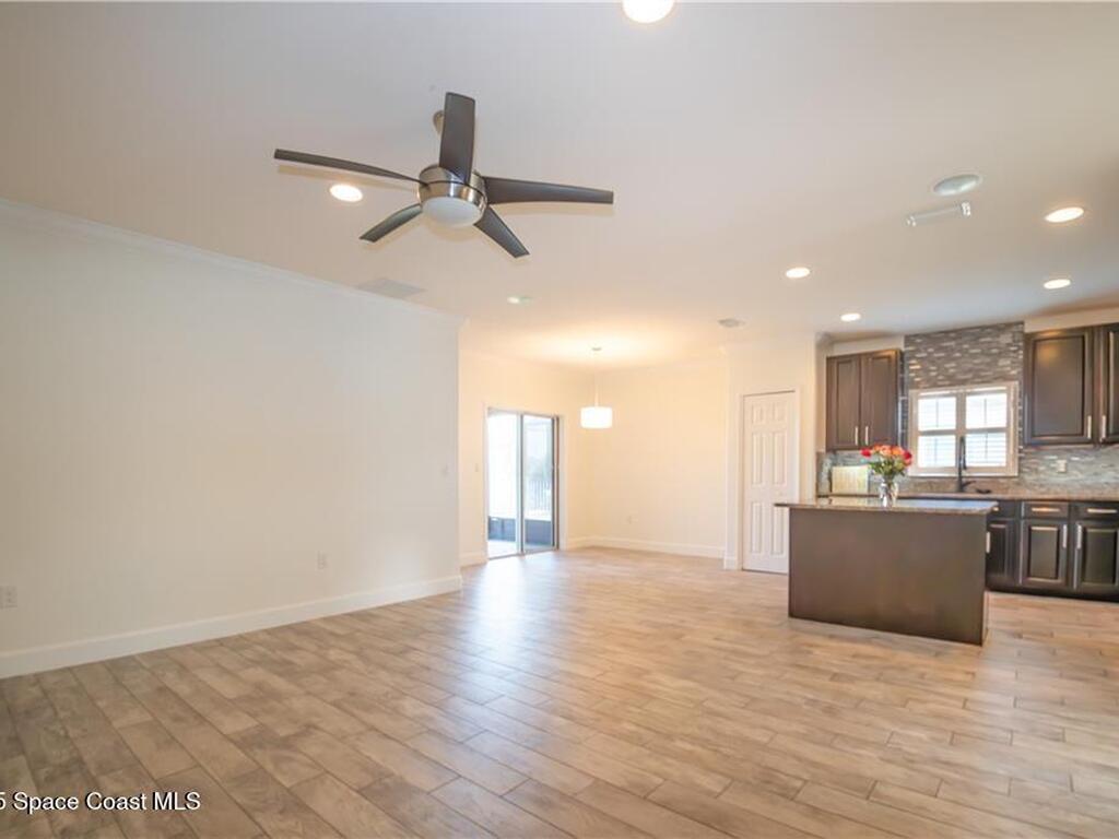 120 Amherst Lane, Sebastian, FL 32958