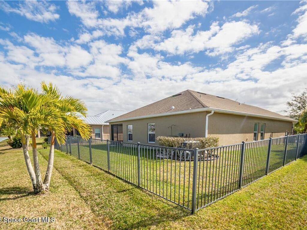 120 Amherst Lane, Sebastian, FL 32958