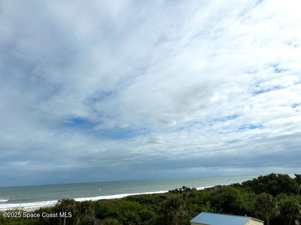 3060 N Atlantic Avenue, Cocoa Beach, FL 32931