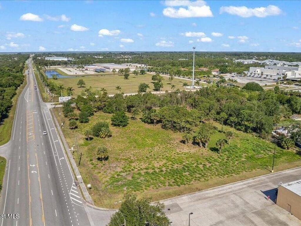 3400 Sarno Road, Melbourne, FL 32935