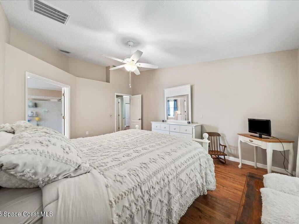 2063 Woodfield Circle, Melbourne, FL 32904