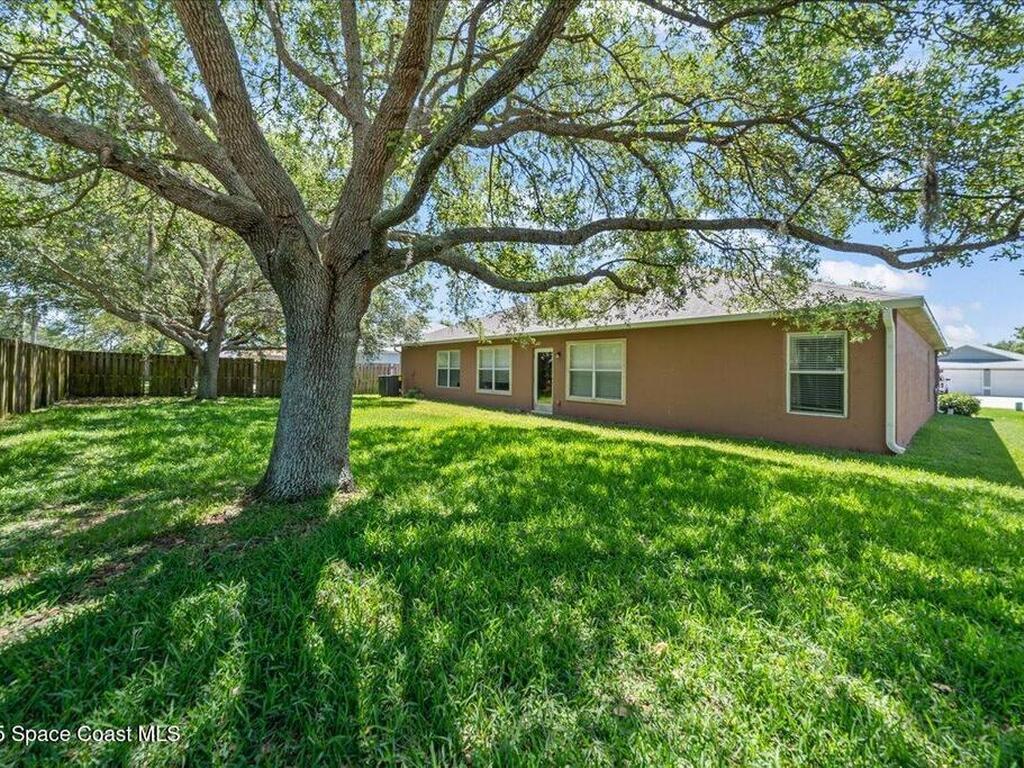 2063 Woodfield Circle, Melbourne, FL 32904