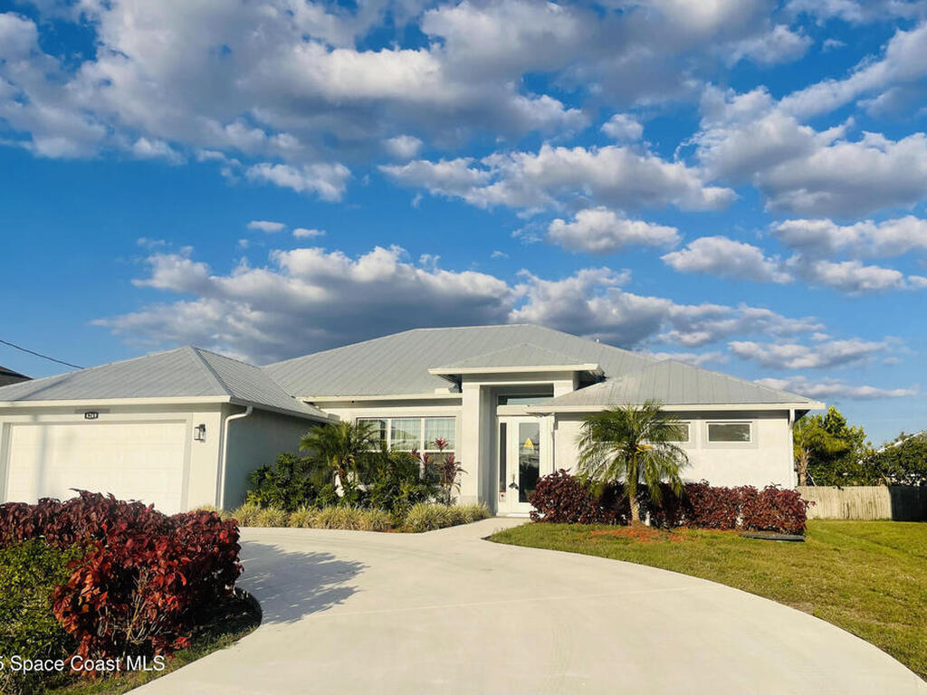 4269 SW Savona Boulevard, Port St. Lucie, FL 34953