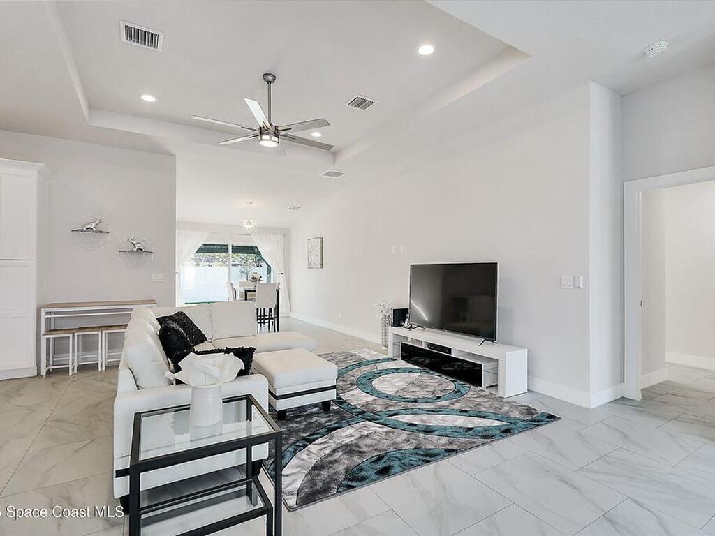 4269 SW Savona Boulevard, Port St. Lucie, FL 34953