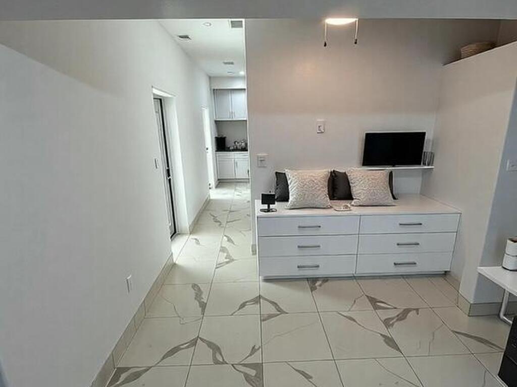 1279 Earl Drive, Merritt Island, FL 32952