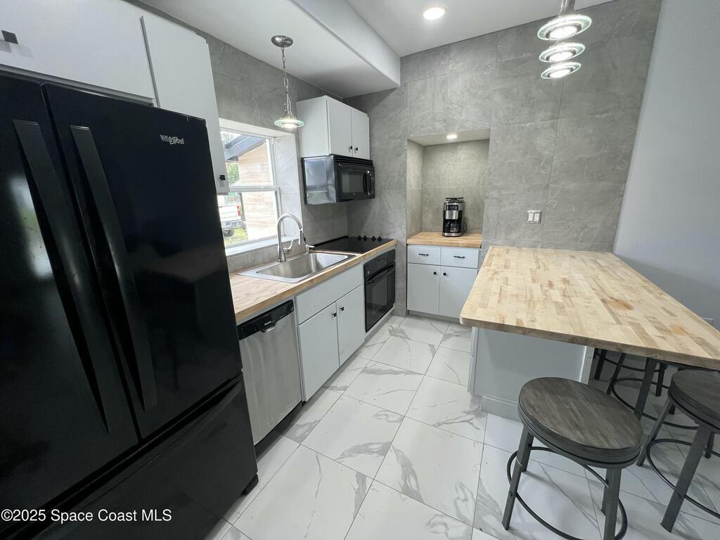 1279 Earl Drive, Merritt Island, FL 32952