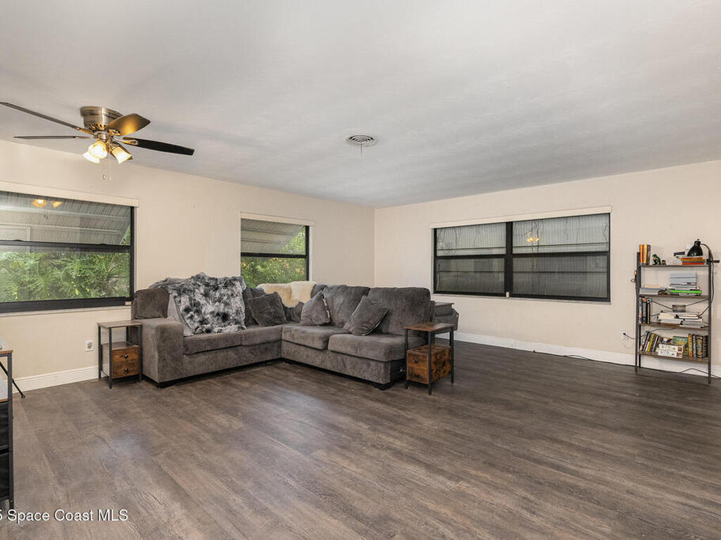 100 Barbados Drive, Merritt Island, FL 32952