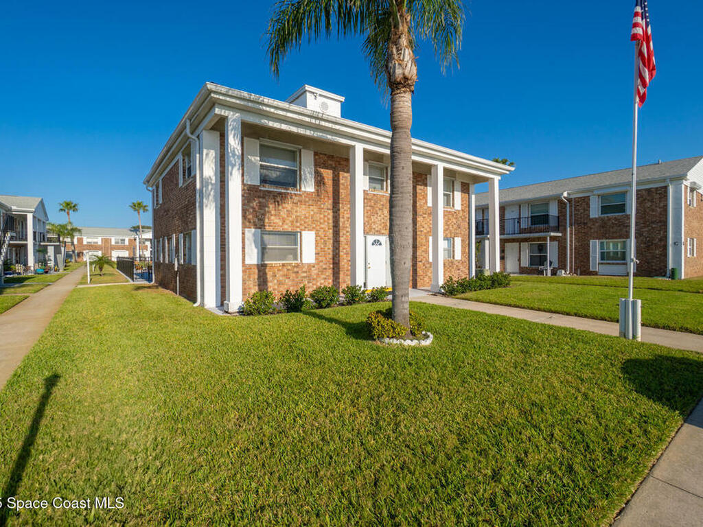 190 E Olmstead Drive, Titusville, FL 32780