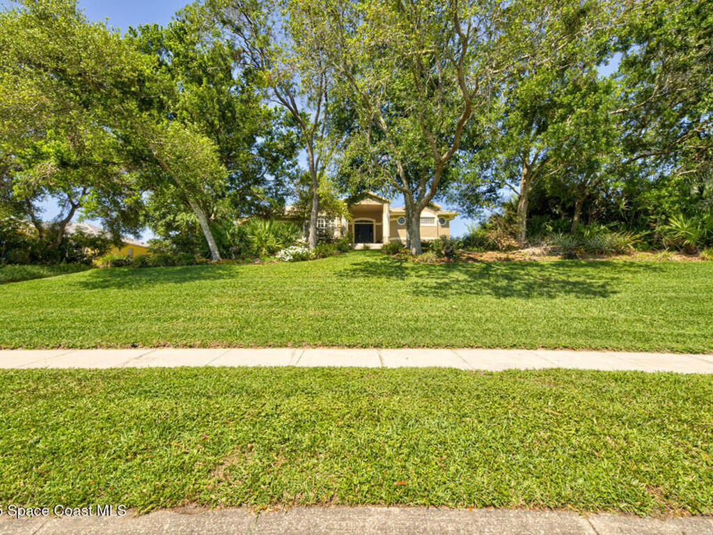 3676 S Ridge Circle, Titusville, FL 32796