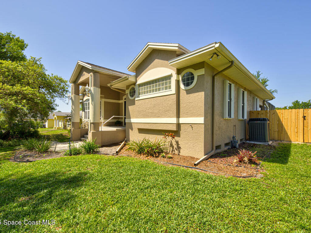 3676 S Ridge Circle, Titusville, FL 32796