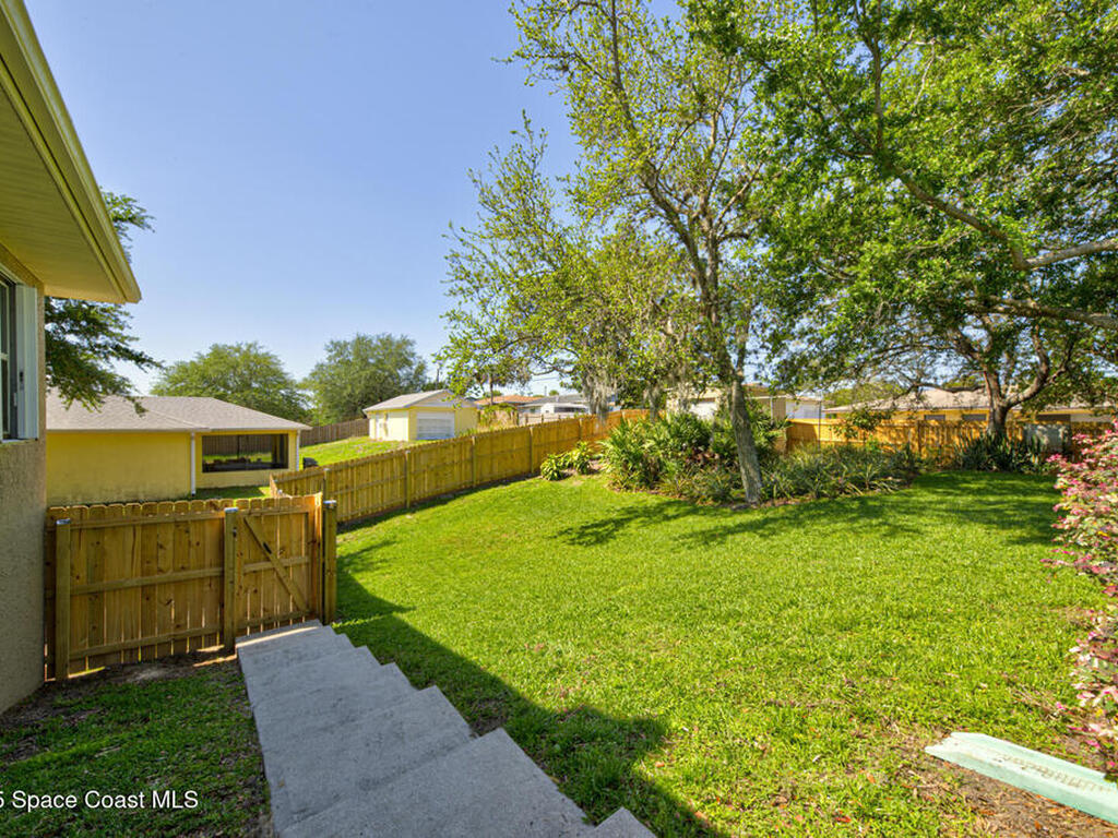 3676 S Ridge Circle, Titusville, FL 32796