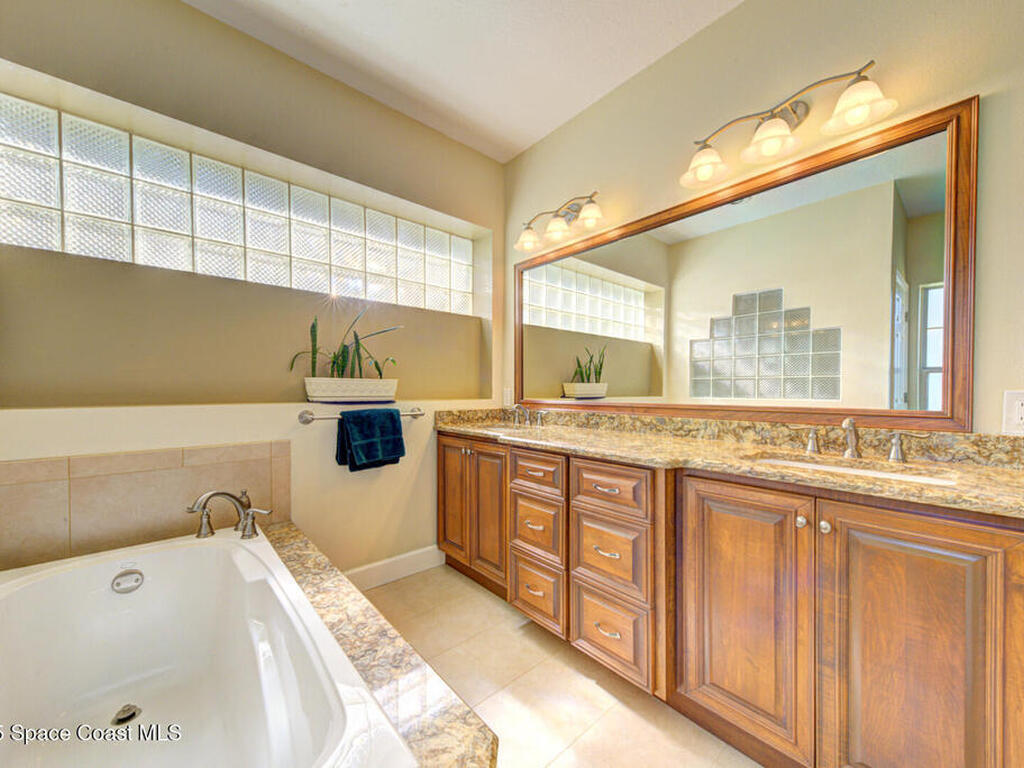 3676 S Ridge Circle, Titusville, FL 32796