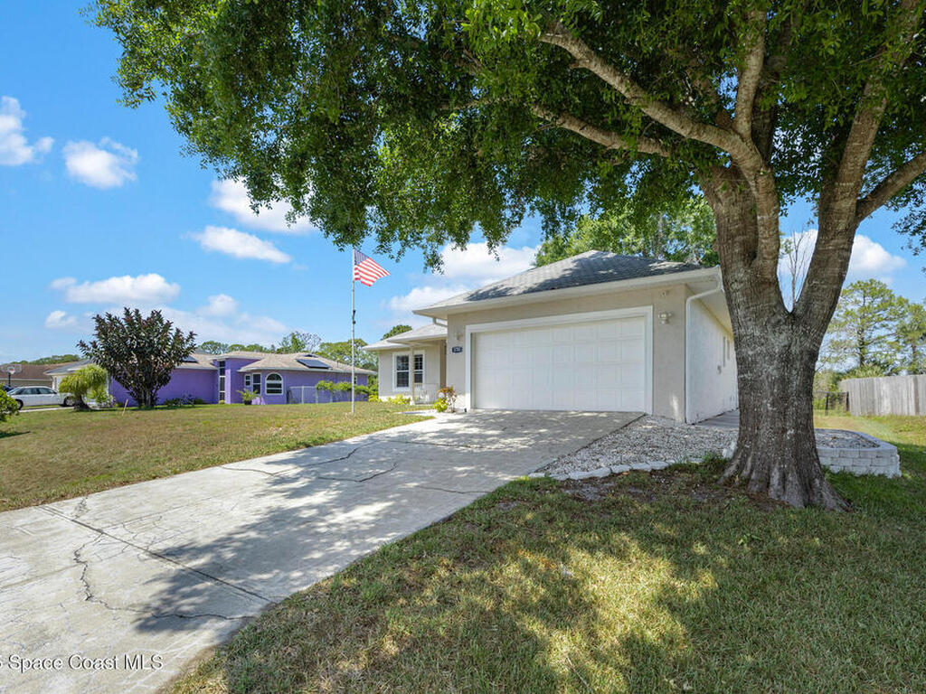 1781 Zaminder Street, Palm Bay, FL 32907