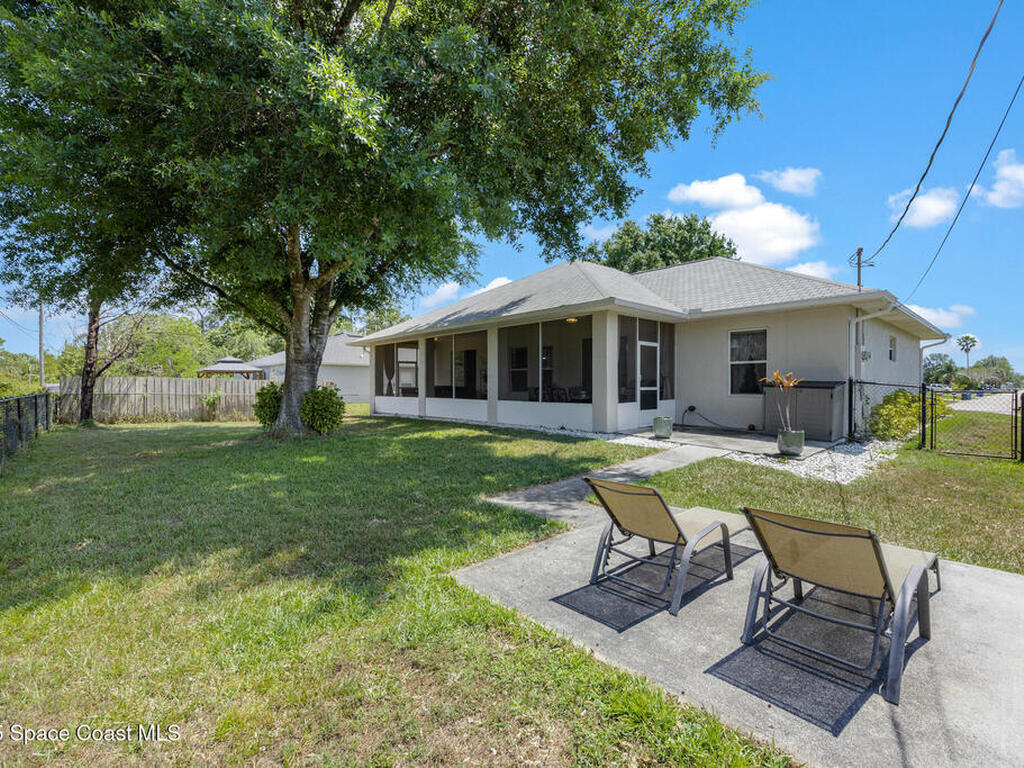 1781 Zaminder Street, Palm Bay, FL 32907