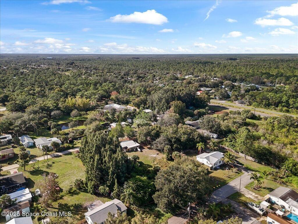 3725 Palm Avenue, Micco, FL 32976
