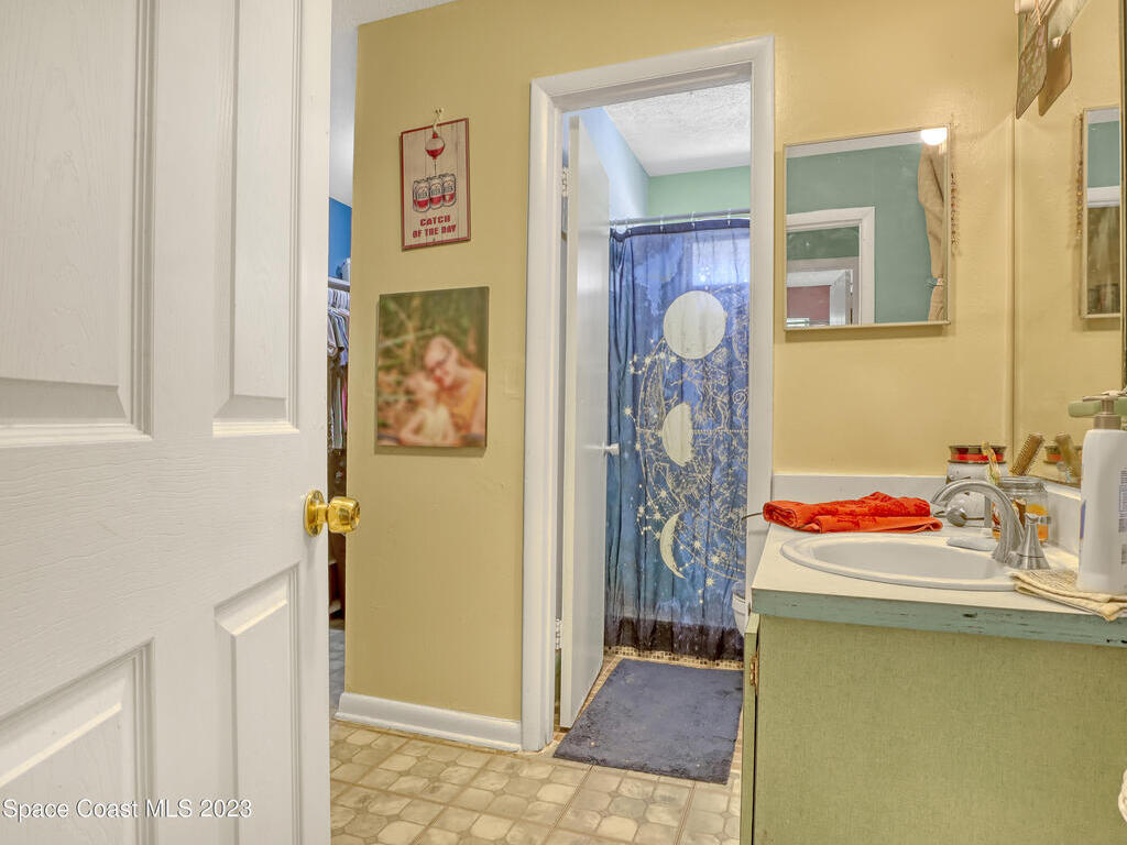 203 Taylor Avenue, Cape Canaveral, FL 32920