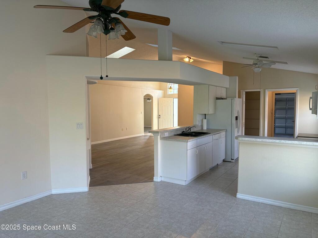 1080 Pine Creek Circle, Palm Bay, FL 32905