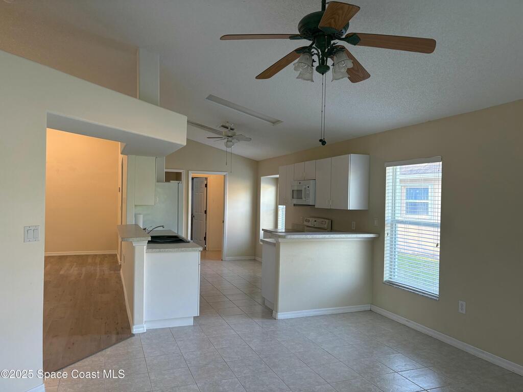 1080 Pine Creek Circle, Palm Bay, FL 32905