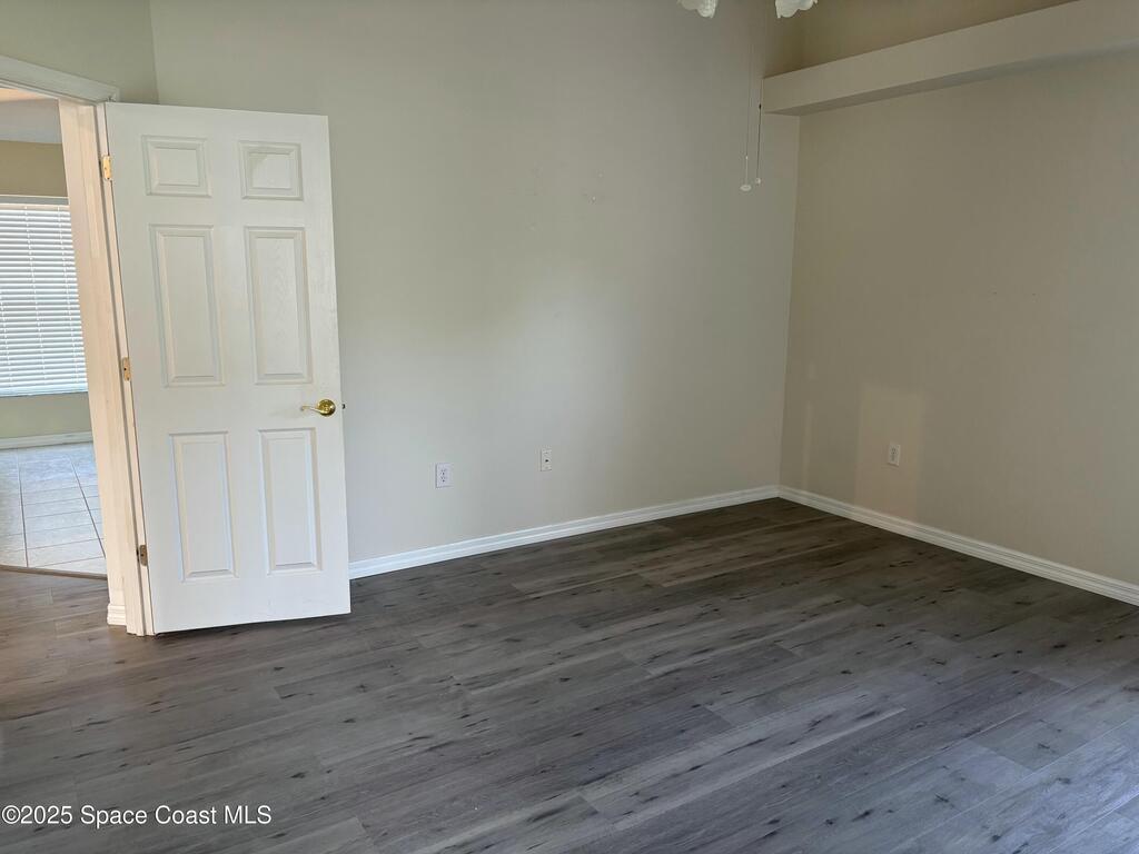 1080 Pine Creek Circle, Palm Bay, FL 32905