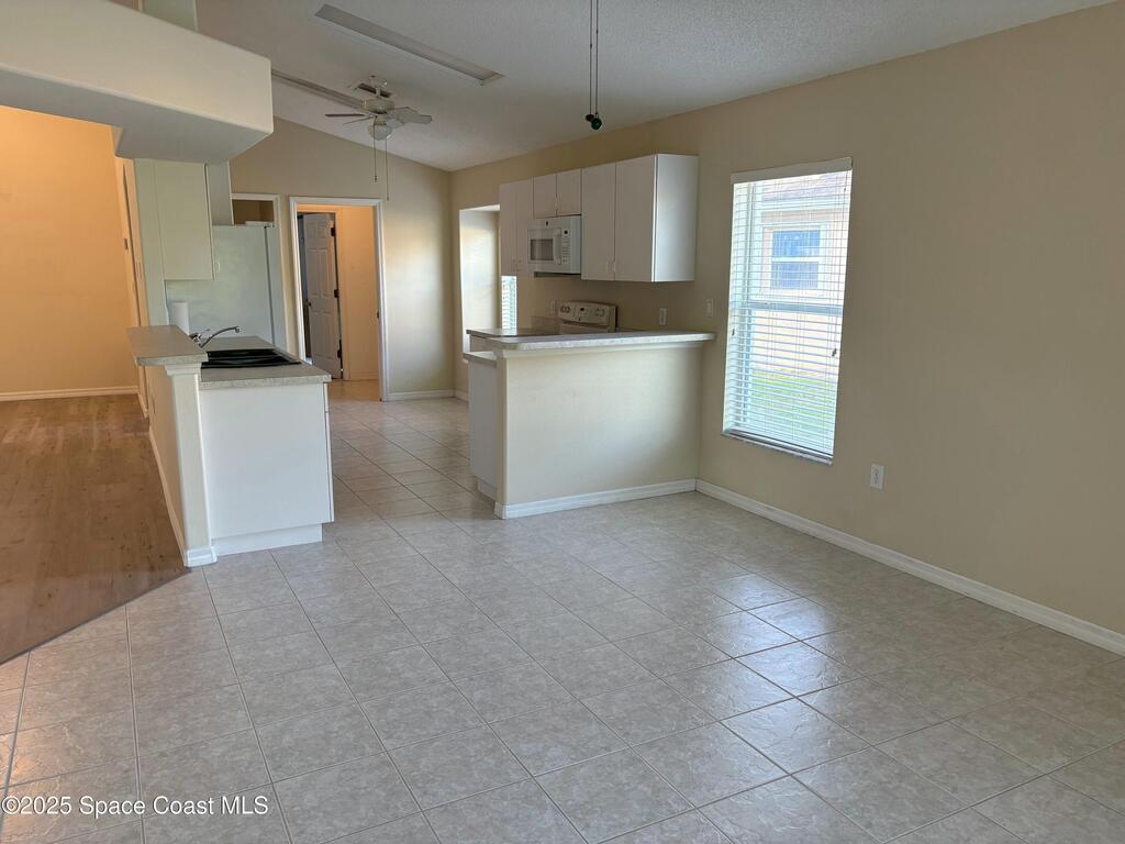1080 Pine Creek Circle, Palm Bay, FL 32905