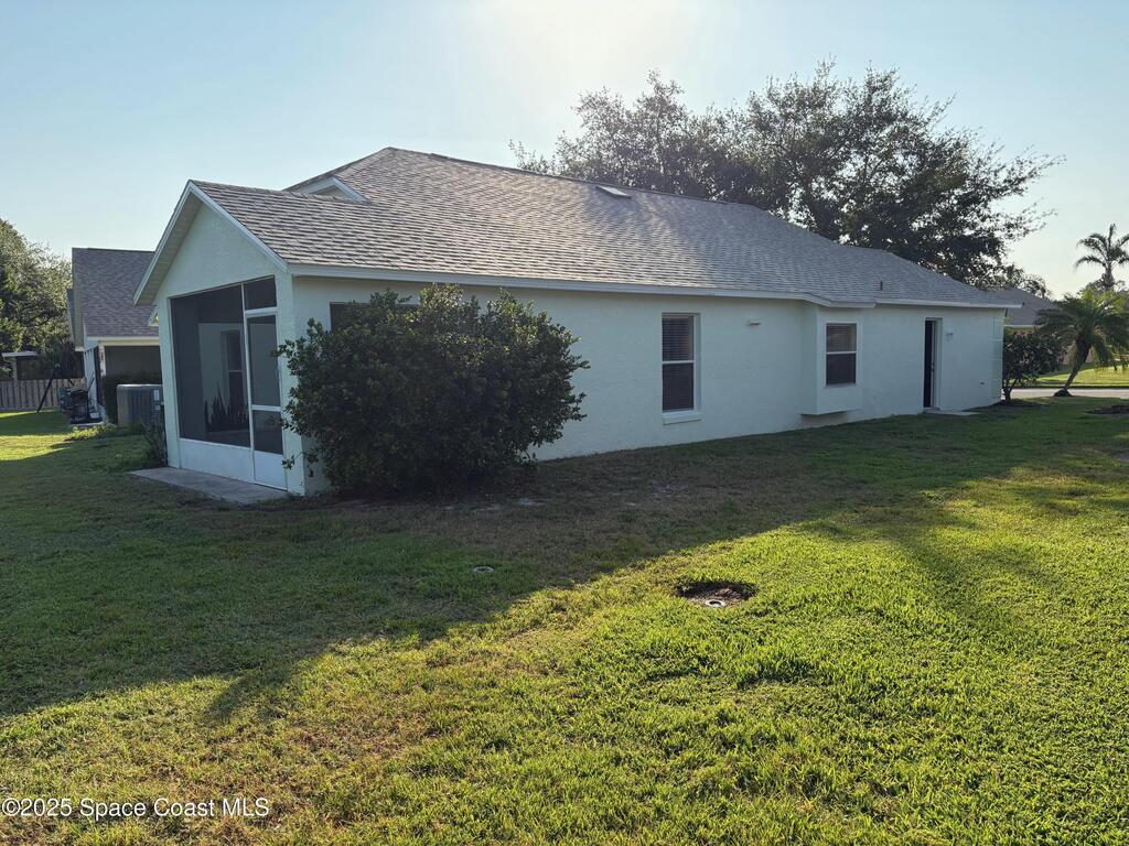 1080 Pine Creek Circle, Palm Bay, FL 32905